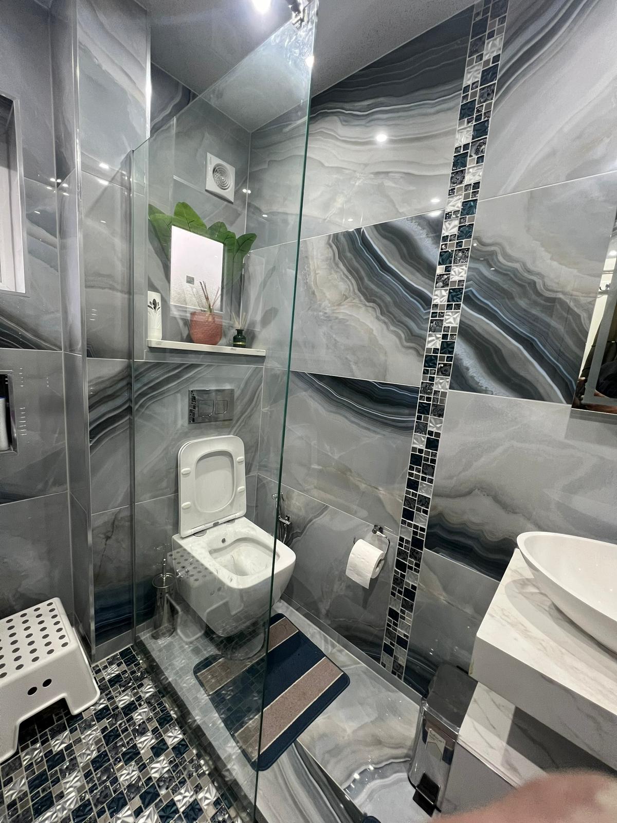 bathroom2